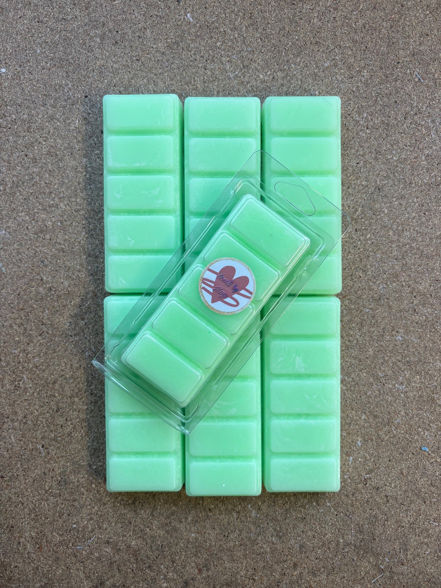 Fresh Cut Grass Clamshell