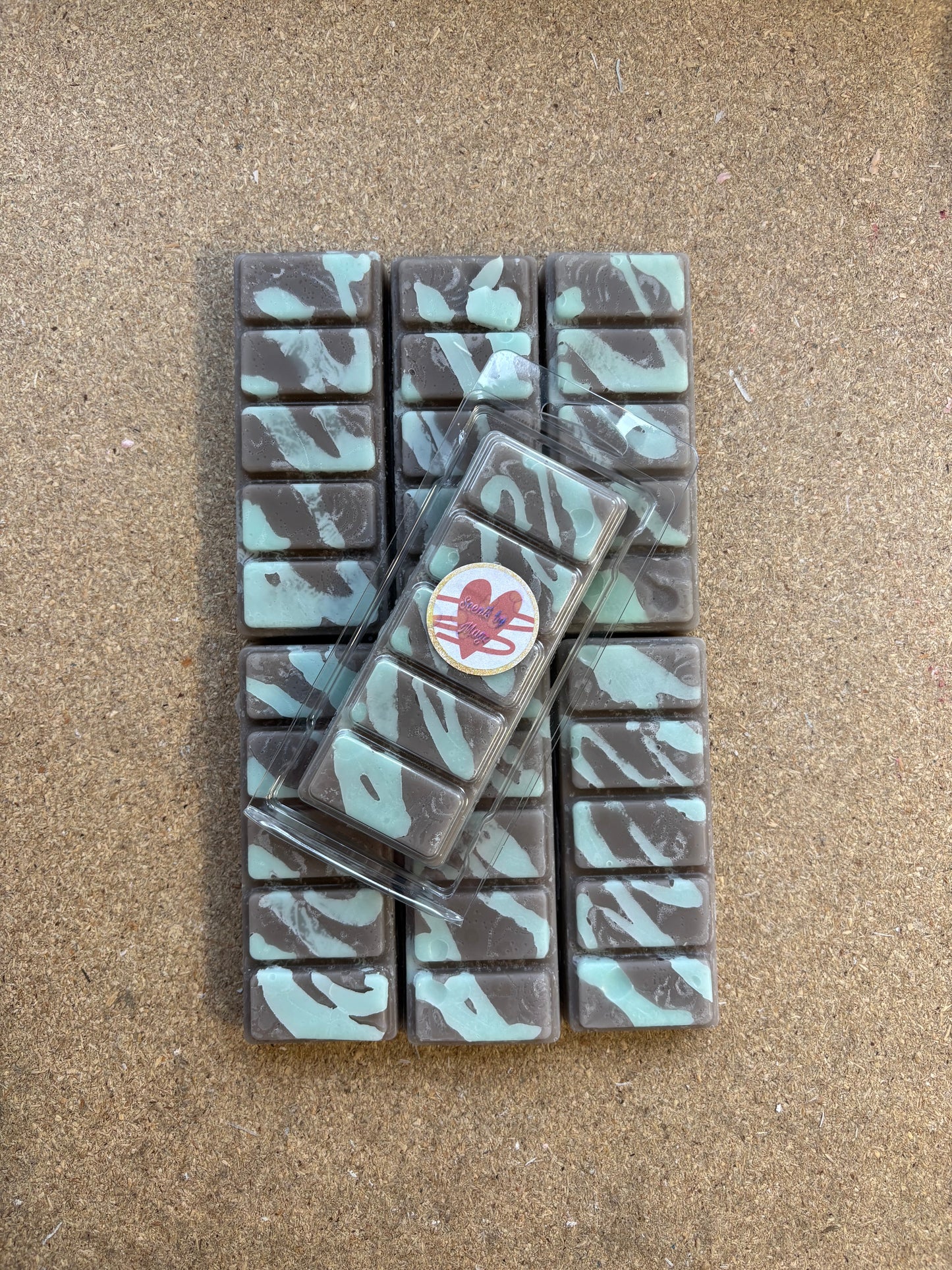 Coconut & Lime Clamshell