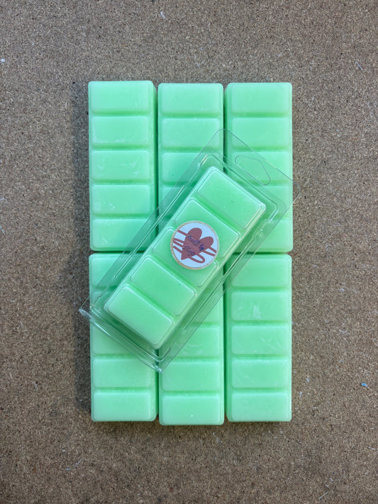 Fresh Cut Grass Clamshell